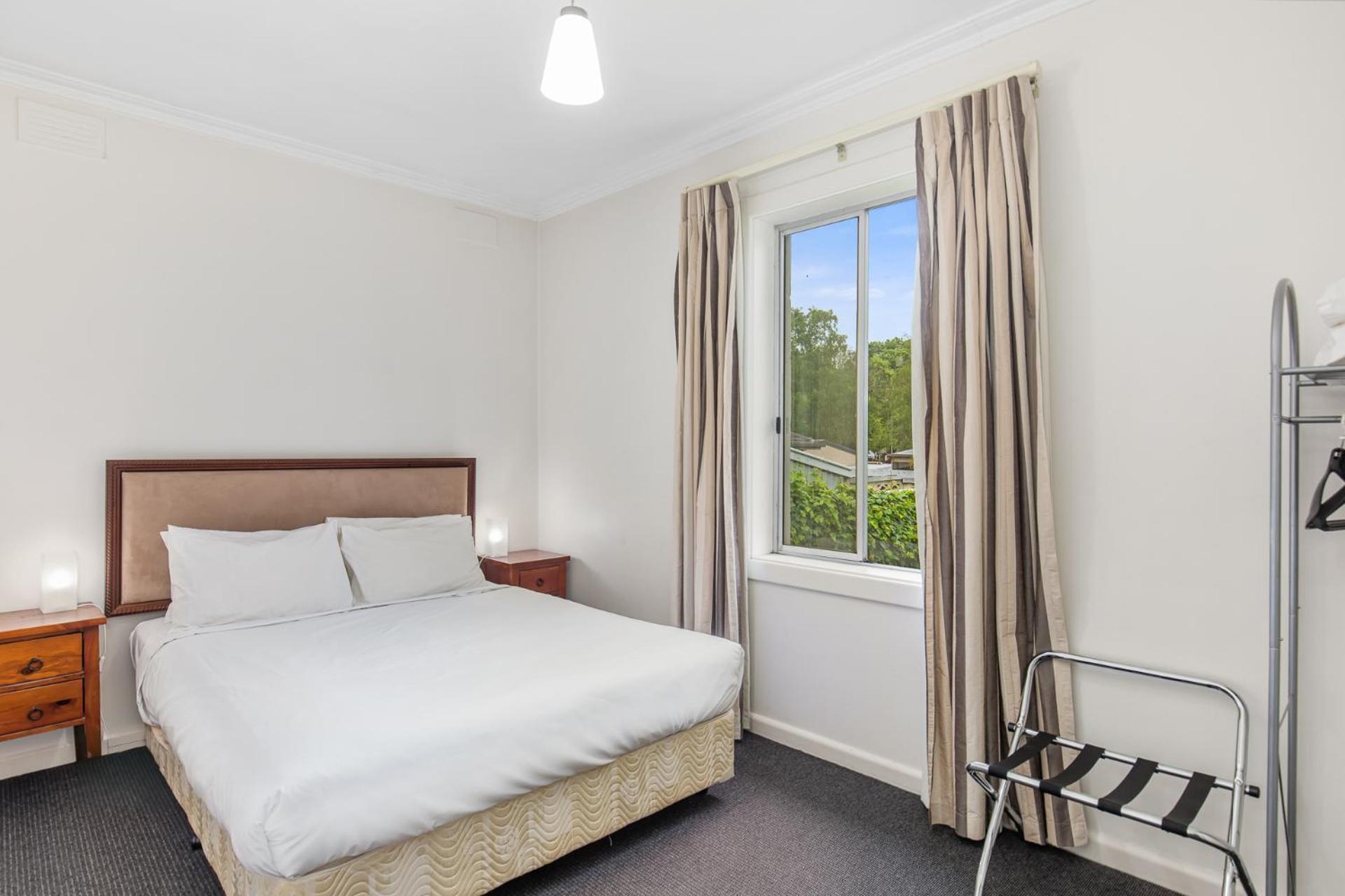 The Commodore Mount Gambier Room photo